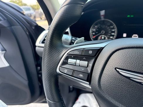 Used 2026 Genesis G70 2.5T RWD image 23