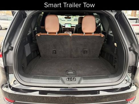 Used 2024 Lincoln Aviator Reserve w/ Jet Package AWD/4WD image 29