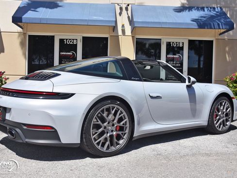 Used 2026 Porsche 911 Targa 4S AWD/4WD image 19