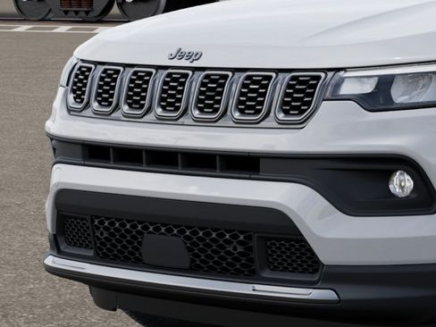 New 2026 Jeep Compass Latitude AWD/4WD image 11