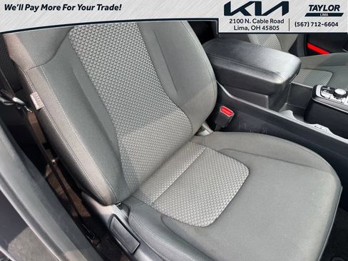 Used 2024 Kia Sportage LX FWD image 12