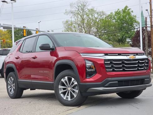 New 2026 Chevrolet Equinox LT FWD image 2