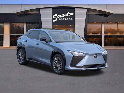 Used 2023 Lexus RZ 450e Premium w/ Accessory Package (2T) AWD/4WD image 7