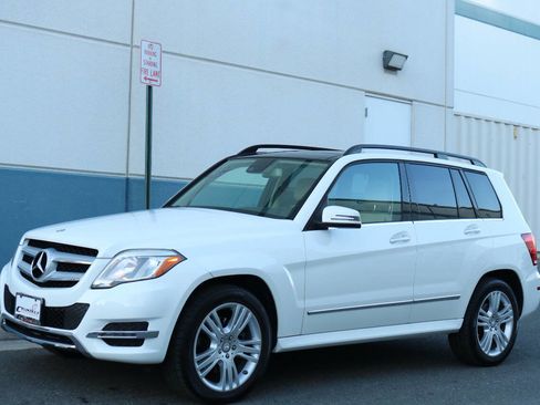Used 2015 Mercedes-Benz GLK 350 GLK 350 4MATIC AWD 4dr SUV image 3