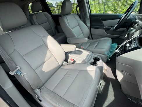Used 2011 Honda Odyssey EX-L image 21