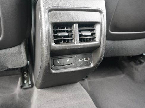 Used 2019 Cadillac XT4 Sport FWD image 29