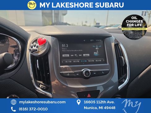 Used 2017 Chevrolet Cruze LT w/ Convenience Package FWD image 26