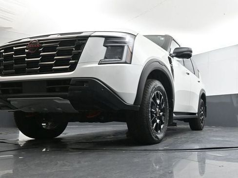 Used 2025 Nissan Armada PRO-4X image 29