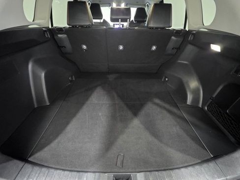 Used 2024 Toyota RAV4 Adventure image 21
