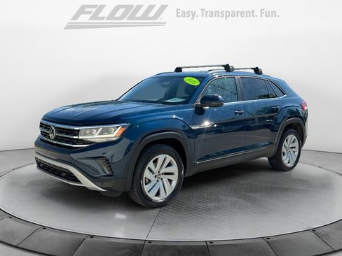 Used 2023 Volkswagen Atlas Cross Sport SE w/ Panoramic Sunroof Package image 4