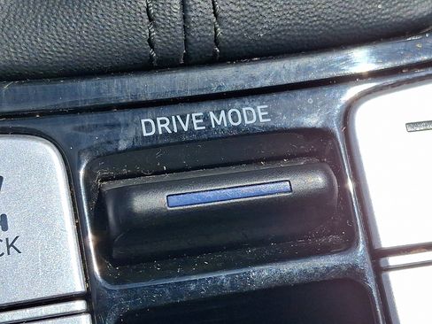 Used 2025 Hyundai Tucson SEL AWD/4WD image 23