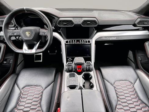 Used 2019 Lamborghini Urus image 16