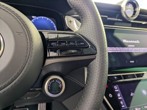 New 2025 Maserati Grecale Modena image 23