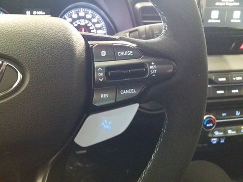 Used 2020 Hyundai Veloster N w/ Performance Package FWD image 5