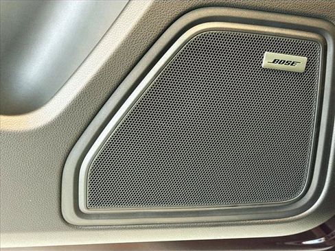Certified 2026 Porsche Macan Turbo AWD/4WD image 12