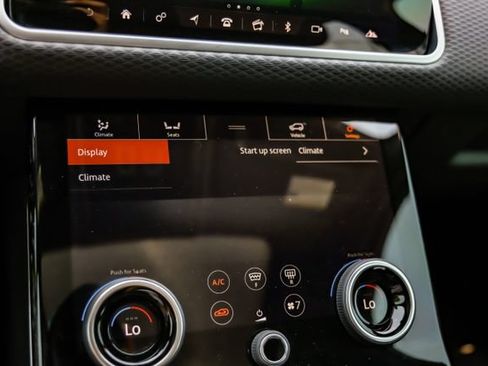 Used 2020 Land Rover Range Rover Velar R-Dynamic S AWD/4WD image 34
