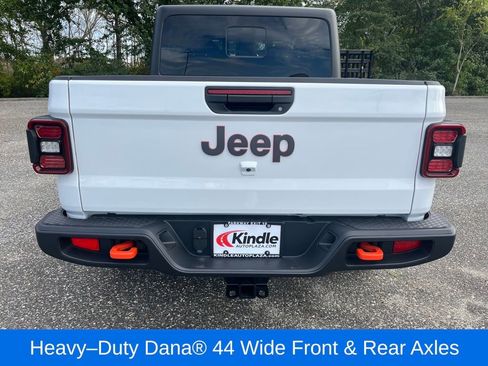 New 2025 Jeep Gladiator Mojave w/ Convenience Group image 23