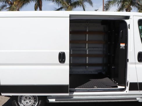 Used 2025 RAM ProMaster 2500 w/ U-Haul Equipment Group FWD image 12