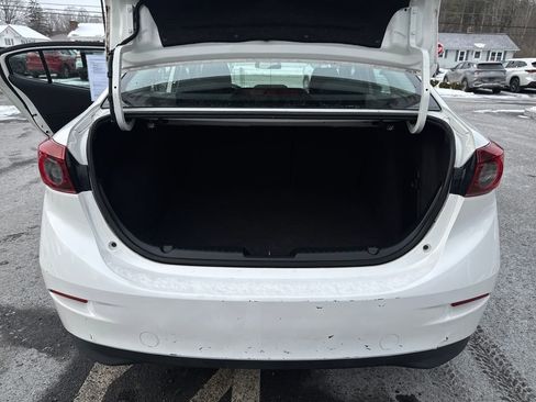 Used 2015 MAZDA MAZDA3 i Sport image 12