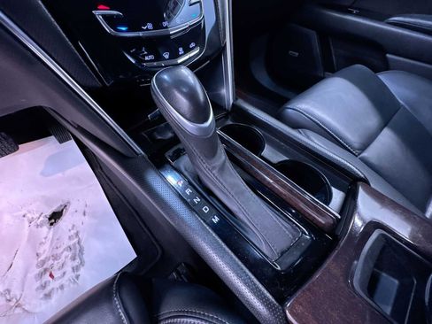 Used 2015 Cadillac XTS image 29