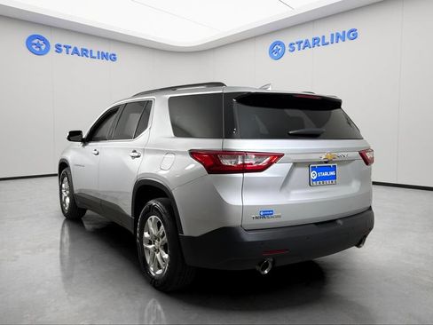 Used 2020 Chevrolet Traverse LT FWD image 6