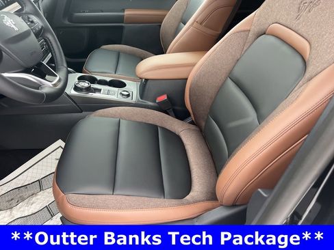 New 2025 Ford Bronco Sport Outer Banks w/ Outer Banks Tech Package+ image 32