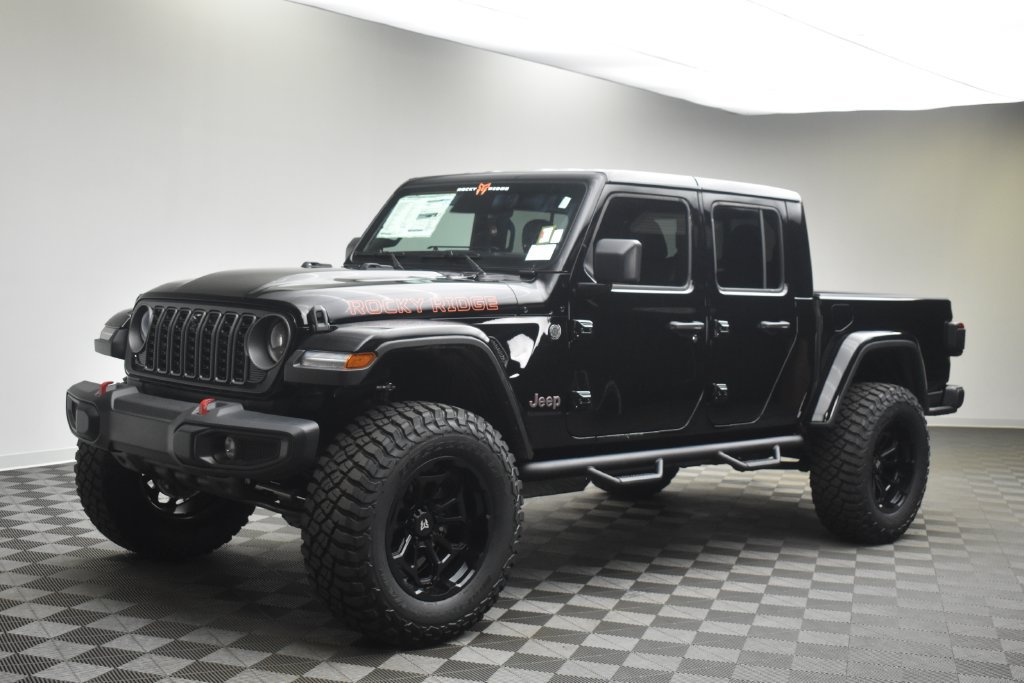 New 2026 Jeep Gladiator Rubicon w/ Technology Group AWD/4WD image 17