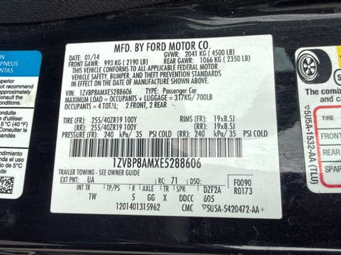 Used 2014 Ford Mustang Coupe w/ V6 Performance Package RWD image 19