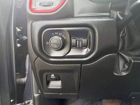 Used 2019 RAM 1500 Rebel image 23