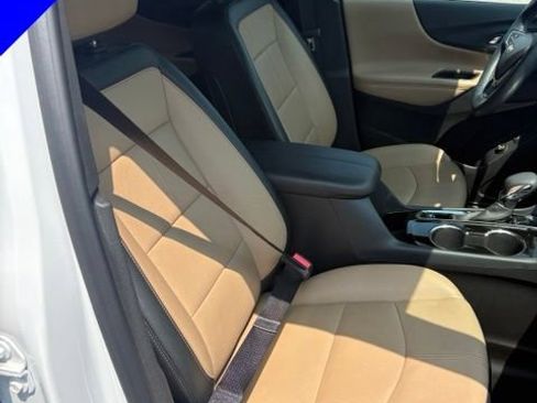 Used 2024 Chevrolet Equinox Premier FWD image 30