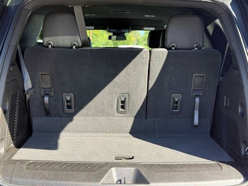 Certified 2023 GMC Yukon SLT image 13