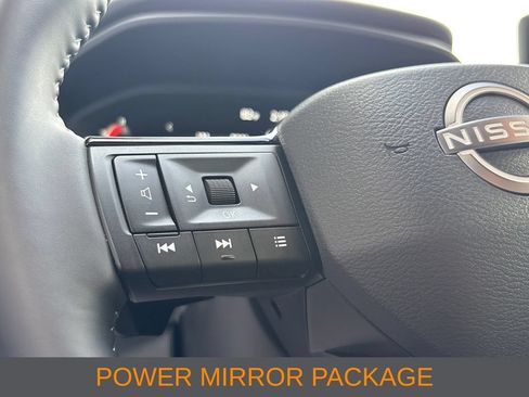 Used 2026 Nissan Rogue Platinum w/ Platinum Premium Package AWD/4WD image 13