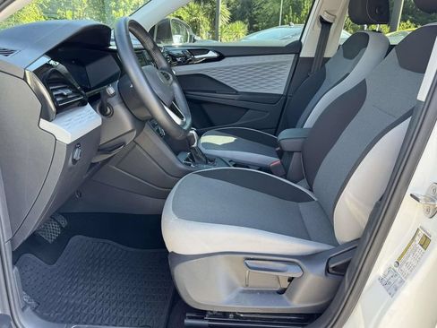 Used 2022 Volkswagen Taos S FWD image 21