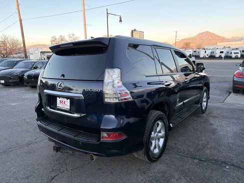 Used 2018 Lexus GX 460 image 5