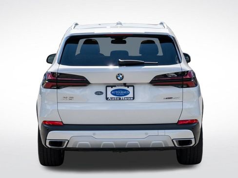 Used 2025 BMW X5 xDrive40i AWD/4WD image 5