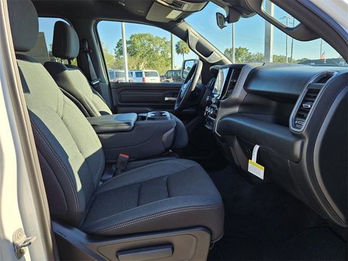 New 2026 RAM 1500 Express image 15
