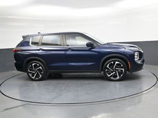 Used 2022 Mitsubishi Outlander SE AWD/4WD video 3