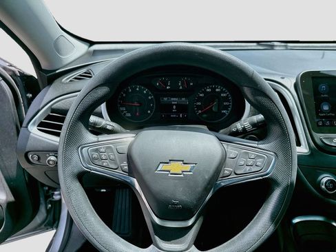 Used 2024 Chevrolet Malibu LT FWD image 13