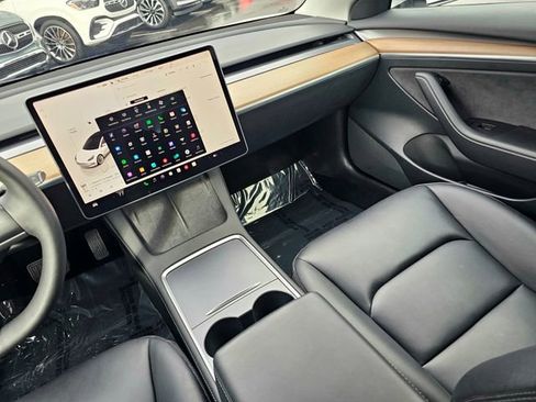 Used 2022 Tesla Model 3 Long Range image 32