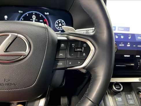 Used 2024 Lexus GX 550 w/ Accessory Package (Z1) AWD/4WD image 26