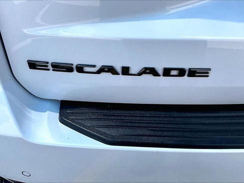 Used 2021 Cadillac Escalade Sport Platinum w/ LPO, ONYX Package RWD image 9