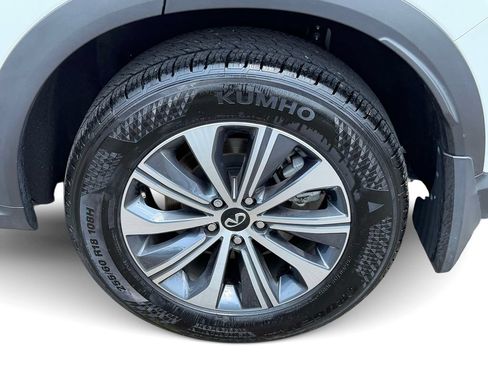 Used 2025 INFINITI QX60 Pure w/ Cargo Package AWD/4WD image 17