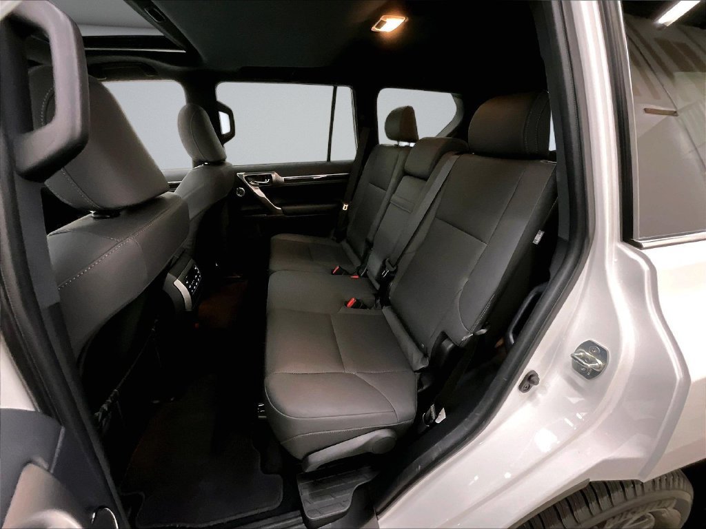 Used 2023 Lexus GX 460 Premium w/ Premium Plus Package AWD/4WD image 22