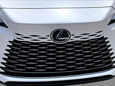 Used 2024 Lexus RX 350 Premium w/ Accessory Package (Z1) FWD image 30