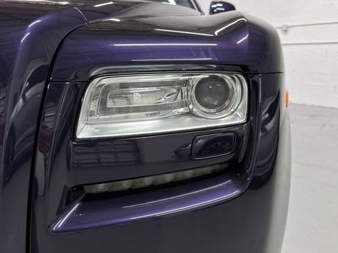 Used 2010 Rolls-Royce Ghost RWD image 35