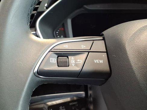 Certified 2025 Audi Q3 2.0T Premium Plus w/ Premium Plus Package image 15