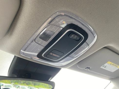 Certified 2023 Hyundai Elantra SE FWD image 23