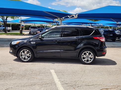 Used 2016 Ford Escape Titanium FWD image 3