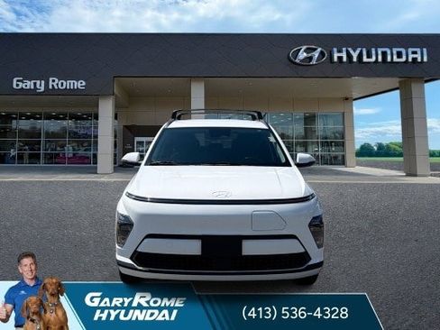 Certified 2024 Hyundai Kona SEL FWD image 10