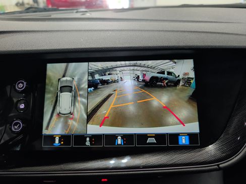 Used 2023 Buick Envision Essence w/ Technology Package I AWD/4WD image 12